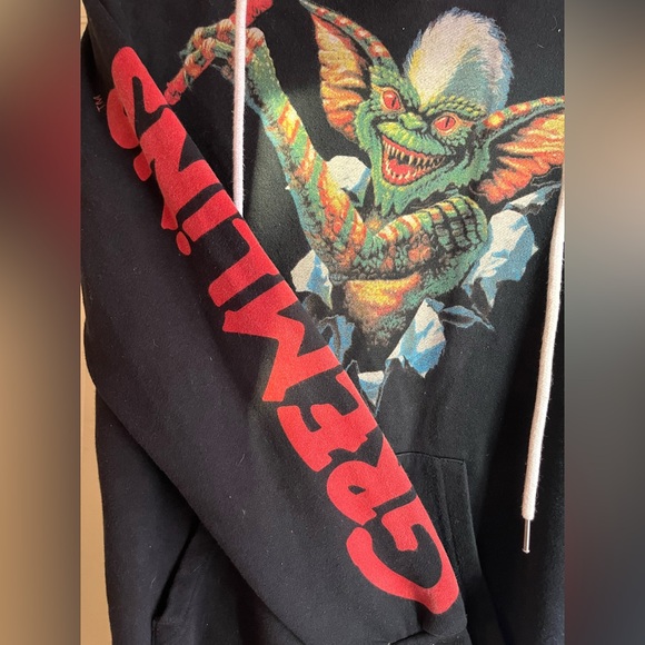 Drop Dead Gremlins sweatshirt - Picture 3 of 4